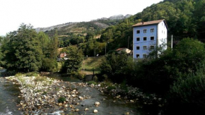 Hotels in Collanzo